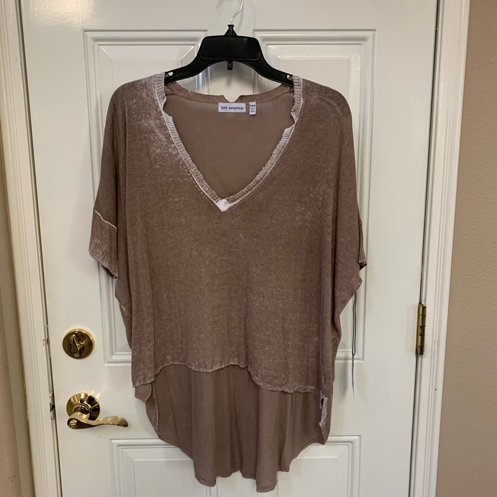 525 America sweater